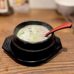 立ち焼肉 ひとり - 牛テールスープ