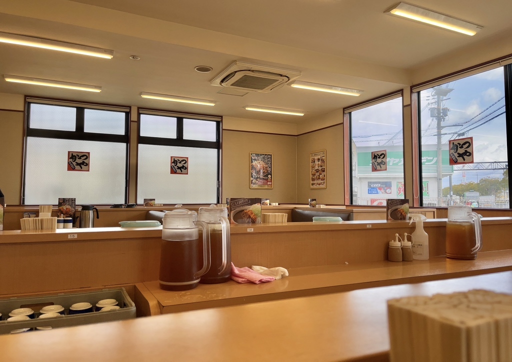 写真 : かつや 大阪枚方店 - 宮之阪/とんかつ | 食べログ