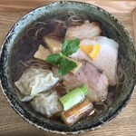 らぁ麺 かものはいろ - 鴨らぁ麺 醤油+鴨ワンタン　1300円