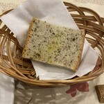 イタリアンバー アリエッタ - 手作りパン