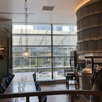 ASTERISCO - 開放感ある明るく綺麗な店内