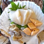 光る海 - 活ホタテ刺し