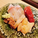 すが弥 - 薬味は生姜と山ワサビオカカ