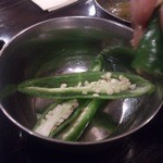 アーンドラ・ダイニング - 2014.01・サービスでもらった青唐辛子