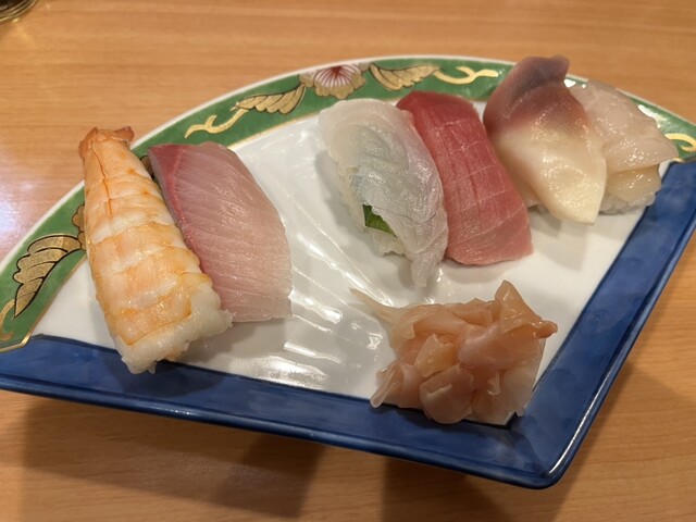 美登利寿司（ミドリズシ）- 須賀川の本格寿司店 | 鮮度抜群の海の恵み