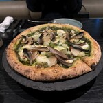 800°DEGREES ARTISAN PIZZERIA - 