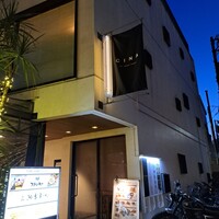 CINA New Modern Chinese - 外観(お店は2階です)