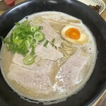 美與志堂 - 濃厚豚骨ラーメン