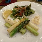 寿司竹 - 追加で注文したアスパラガスのバター炒め。