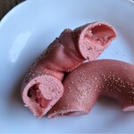 BAGEL & BAGEL - 苺あんもち　断面