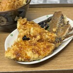 豊野丼 - 別皿の鯵は大ぶり肉厚！