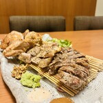 肉系居酒屋 肉十八番屋 - 