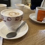 Focacceria IL GOLFO - カフェラテとコーヒー