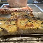 Focacceria IL GOLFO - フォカッチャは数種類あります。