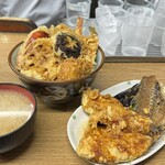 豊野丼 - 海鮮丼¥1000、鯵¥600、味噌汁¥100