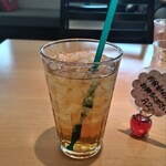 Cafe茶珈 - オーガニック茶葉のアイスティ　デトックス！(ミント,ごぼう,レッドクローバー)　意外にクセになる味？笑