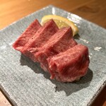 大衆焼肉ホルモン 天陽 - 極厚タンもと