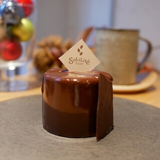 ショコラトリー・パティスリー ソリリテ_1