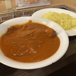 稼鶏酒場 - チキン辛口カレー全景