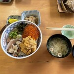 花房 - 古事記丼　ランチ