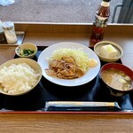 Daily亭 - 焼肉定食 850円