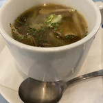 Shango - 舞茸とキャベツの熱々スープ