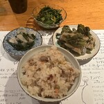 Wayou Kappou Shimaoka - 煮込みハンバーグランチ(限定10食 1,100円)
                        ハンバーグ･小鉢2品･炊き込みご飯･香の物･スープ