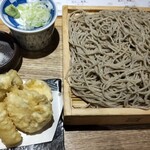 じねんじょ庵 - 穴子と季節野菜の天ぷら蕎麦