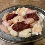 Yakiniku Bonzu - ミックスホルモン300g