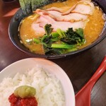 ラーメン 杉田家 千葉祐光店 - 
