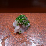 鮨匠 のむら - 根付きの鯵