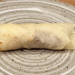 乃木坂 結 - 牛肉と白髪葱のクレープ