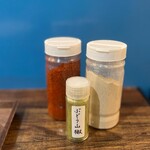 むかん 初台 - 味変アイテム増えてる