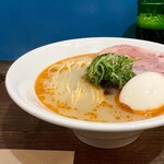 むかん 初台 - ピリ辛牡蠣塩・味玉