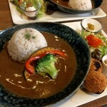 Hajime Kafe - 牛すじカレー　1250円