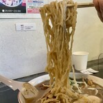 らー麺　Do・Ni・Bo - ビロビロ太麺をリフトUP⤴️