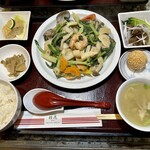 Chuugoku Saikan Keika - 海の幸と野菜の豆腐味噌炒め定食 ¥1580