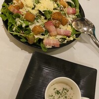 24/7 restaurant - 