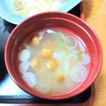 なが勢 - この日の味噌汁はなめこ