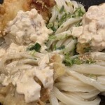 山下本気うどん - 鶏天タルタルぶっかけうどんのアップ