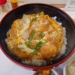 238162774 - 親子丼（中盛）530円+50円