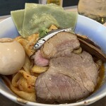 手打麺祭 かめ囲 - 特製あぶらそば(辛ニボ)