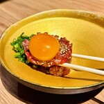 肉の山翔 - レアステーキユッケ
