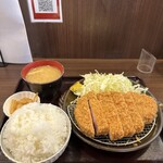 肉屋食堂 たけうち - 