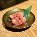 肉の山翔 - 厚切りタン