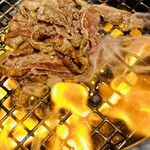 肉の山翔 - 薄切りカルビ