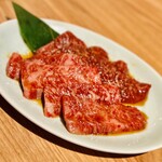 肉の山翔 - 上カルビと上サガリ