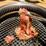 肉の山翔 - 薄切りカルビ
