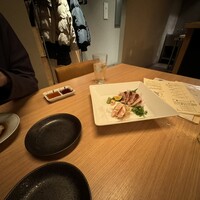 焼き鳥とワイン 萬鳥 祇園店 - 