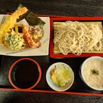 そば処 案山子 - 料理写真:
